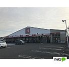 スーパー「松源木ノ本店まで885m」