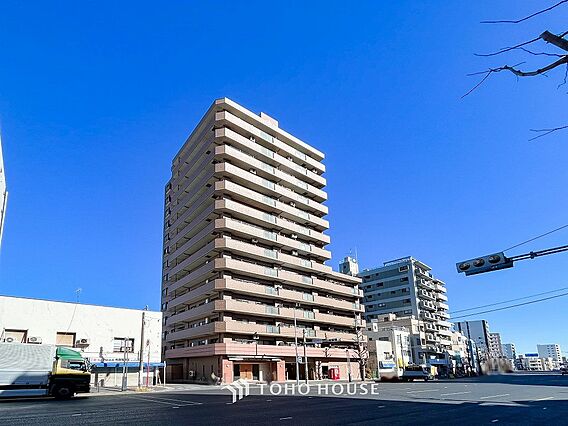流行に左右され...