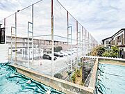 開放的で気持ちの良い眺望と青い空を満喫できます。
