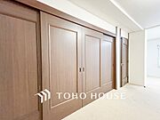 環境の良い場所にセンス良く暮らしたい、こだわりの室内には至福のシーンが繰り広げられます。