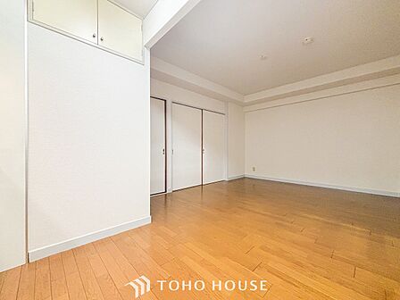 開放感あるリビングダイニング。ご家族とのんびりしたひと時を過ごせますね。