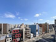 開放的で気持ちの良い眺望と青い空を満喫できます。
