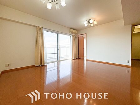 ここにはみんなが集い、食事と楽しい会話が始まるスペース。