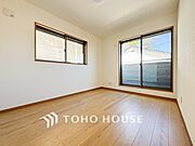 通風・採光にも優れ、心地よい光と風があふれています。