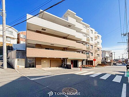 穏やかで暮らしやすい住環境。きっとここからご家族のかけがえのない想い出が作られることでしょう。