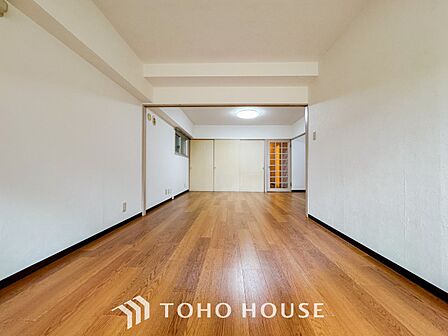 太陽の恵みを一気に受けた明るくあたたかいお住まい。吹きぬける風を感じながら爽やかで風通しの良い暮らし。