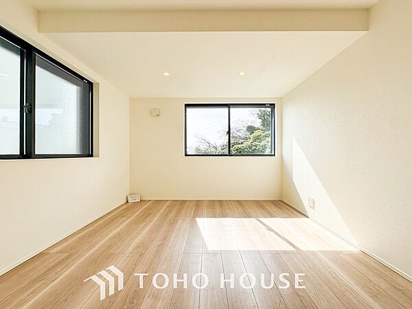洋室を拡大表示