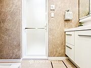 ご家族の1日が始まり、1日の終わりを締めくくる洗面空間。