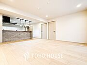 ここにはみんなが集い、食事と楽しい会話が始まるスペース。