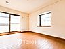 リビング/ダイニング：ご家族やお客様との時間など、多くの時を刻む空間。何気なく過ぎる時でさえも上質なひと時に。