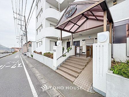 表現された空間は豊かな光と風を纏い、暮らしの時間を豊かにしてくれます。