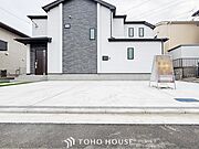 カースペースもゆとりある空間を保っています。