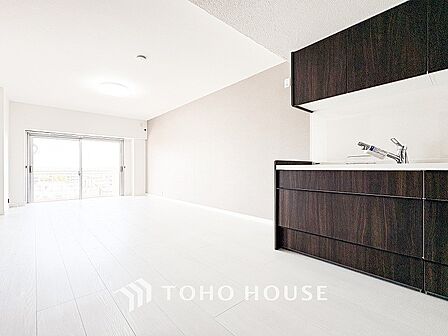 空気感という居心地の良いBGMは、暮らしのステージを彩り、心のやすらぎと満足感を与えてくれます。