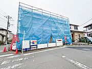 風を感じ青い空から太陽の恵みを感じる温もり溢れる佇まい。