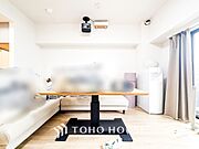 あたたかい日差しがたっぷり降り注ぐLDKは自然と家族の顔があかるい笑顔に。