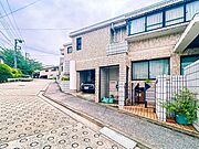 時代の流れに惑わされないシックなカラートーンで街並みに溶け込む外観。