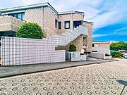 表現された空間は豊かな光と風を纏い、暮らしの時間を豊かにしてくれます。