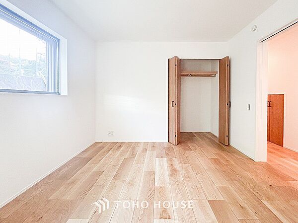 洋室を拡大表示
