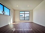 環境の良い場所にセンス良く暮らしたい、こだわりの室内には至福のシーンが繰り広げられます。