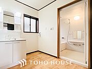 ご家族の1日が始まり、1日の終わりを締めくくる洗面空間。