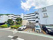 表現された空間は豊かな光と風を纏い、暮らしの時間を豊かにしてくれます。