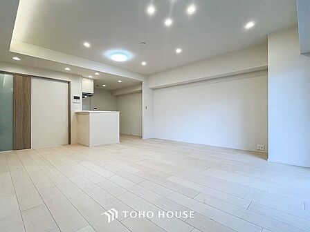 空気感という居心地の良いBGMは、暮らしのステージを彩り、心のやすらぎと満足感を与えてくれます。
