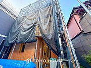 陽光と環境に恵まれた邸宅は、月日が経っても色褪せる事なく「オンリーワン」に輝き続けます。