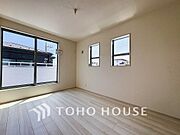 環境の良い場所にセンス良く暮らしたい、こだわりの室内には至福のシーンが繰り広げられます。