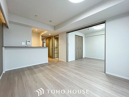 空気感という居心地の良いBGMは、暮らしのステージを彩り、心のやすらぎと満足感を与えてくれます。