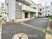 風を感じ青い空から太陽の恵みを感じる温もり溢れる佇まい。