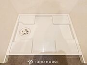 洗濯機を配置しても十分なスペースを確保しております。