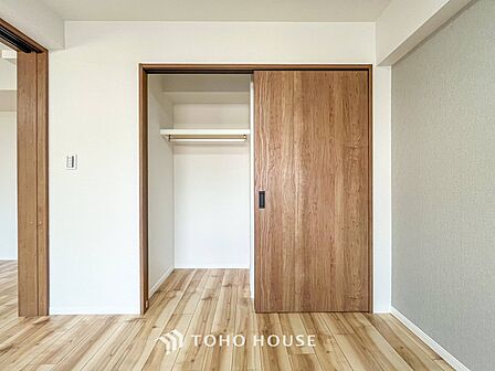 空間を余すところなく有効利用した収納は生活空間をより上質なものにしてくれるでしょう。