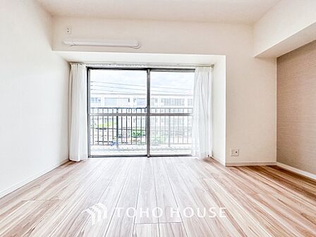 家族一人ひとりの大切なプライベート空間。感性で個性的に飾って頂けるようシンプルに仕上げてあります。