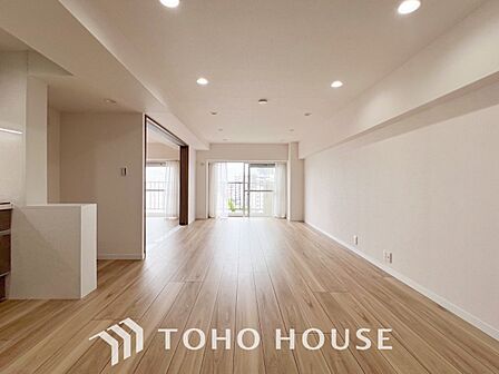 ご家族やお客様との時間など、多くの時を刻む空間。何気なく過ぎる時でさえも上質なひと時に。