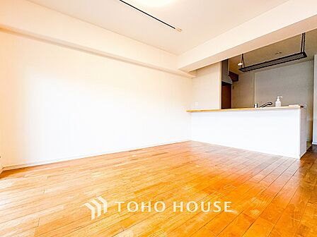 空気感という居心地の良いBGMは、暮らしのステージを彩り、心のやすらぎと満足感を与えてくれます。