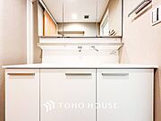 洗面台・洗面所ご家族の1日が始まり、1日の終わりを締めくくる洗面空間。