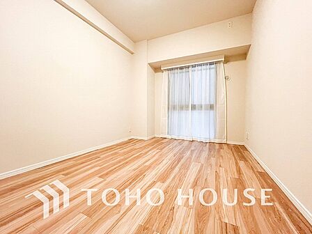 1日の疲れを癒し、心地よく寛げるようゆったりとした広さを確保しています。