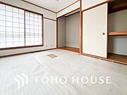 来客時や一息つきたいときなどに利用できる用途多様な空間です。