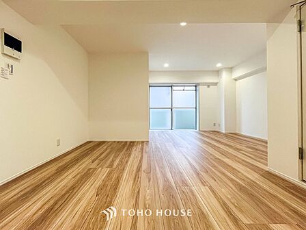 落ち着いた雰囲気に包まれた伸びやかな空間で、ゆったりと家族団らんの時間を過ごせます。