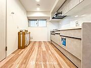 快適な日常を支える機能性と強さがひとつになったキッチンです。