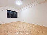 一日の疲れをいやしてくれる主寝室。自分時間を快適に過ごすプライベートルーム。