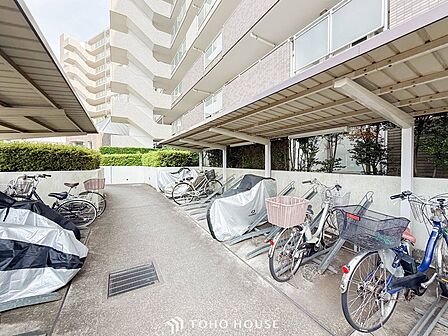 敷地内の駐輪場スペースです。