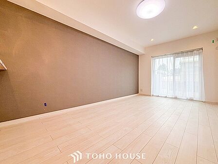 ご家族やお客様との時間など、多くの時を刻む空間。何気なく過ぎる時でさえも上質なひと時となる快適な空間を目指して。