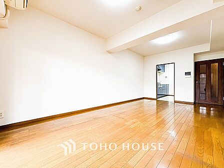 ここにはみんなが集い、食事と楽しい会話が始まるスペース。