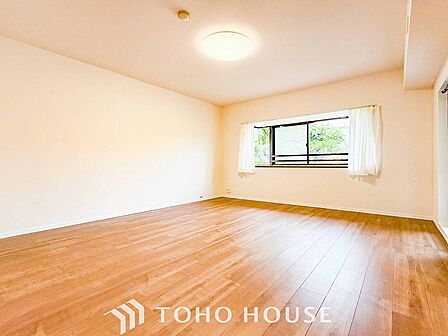 開放感あるリビングダイニング。ご家族とのんびりしたひと時を過ごせますね。