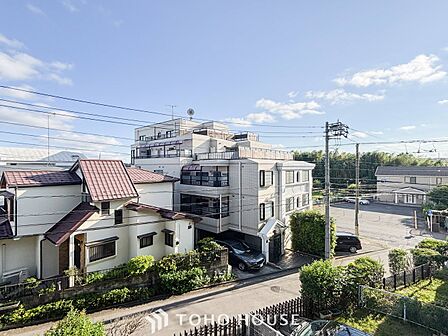 開放的で気持ちの良い眺望と青い空を満喫できます。