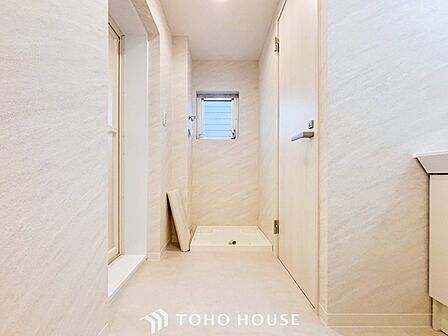 ご家族の1日が始まり、1日の終わりを締めくくる洗面空間。