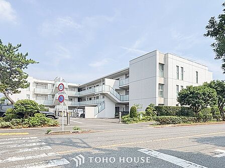 忙しく過ぎゆく日常を置き去るほど、ゆったりした時間が流れる住環境。