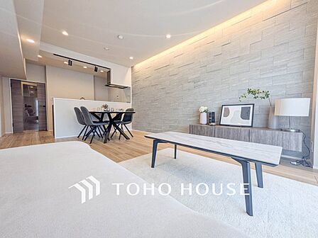 ここにはみんなが集い、食事と楽しい会話が始まるスペース。