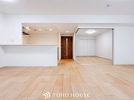 ご家族やお客様との時間など、多くの時を刻む空間。何気なく過ぎる時でさえも上質なひと時に。